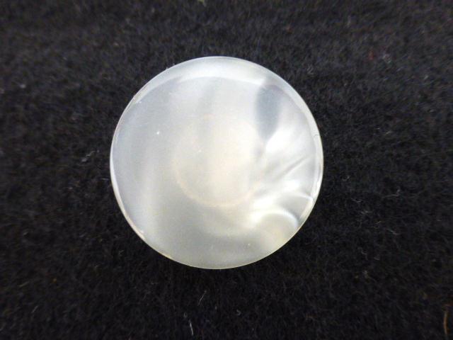White Cloudy Nylon Glow button (no.01098)