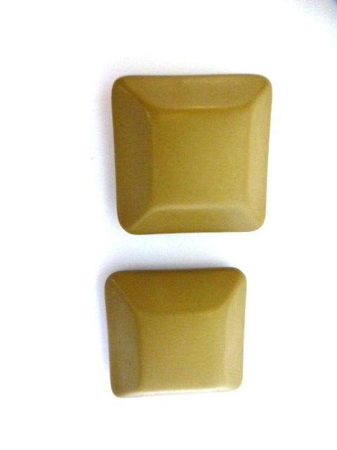 Camel Beige Pair of Extra Large Chunky Square buttons