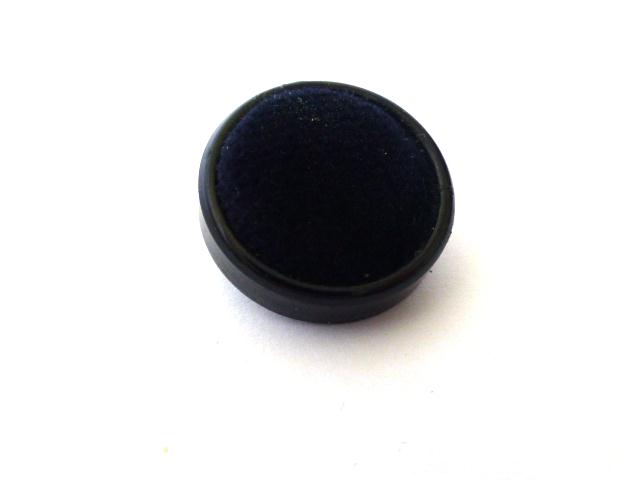 Black Velvet Small Dome in Frame button (no.00915)
