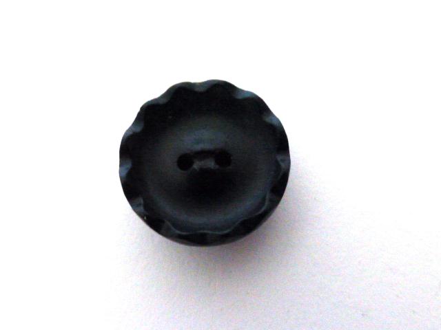 Black Pie Crust Matt Small Glass button (no.00589)
