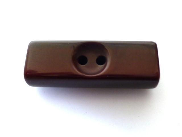 Maroon Oblong Toggle button (no.01156)