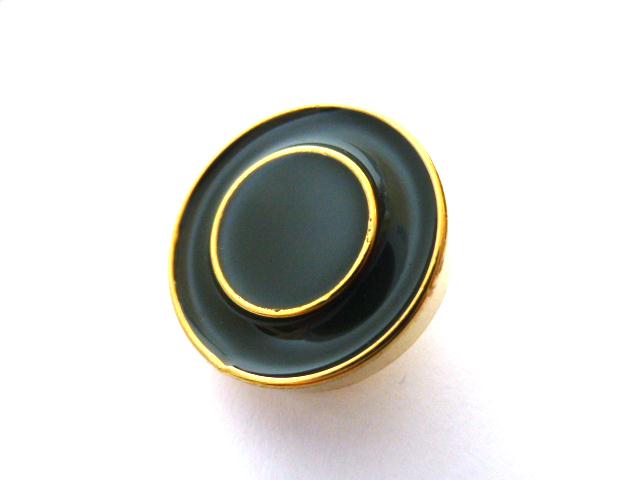 Vintage Green Gold Enamel button (no. 00867)