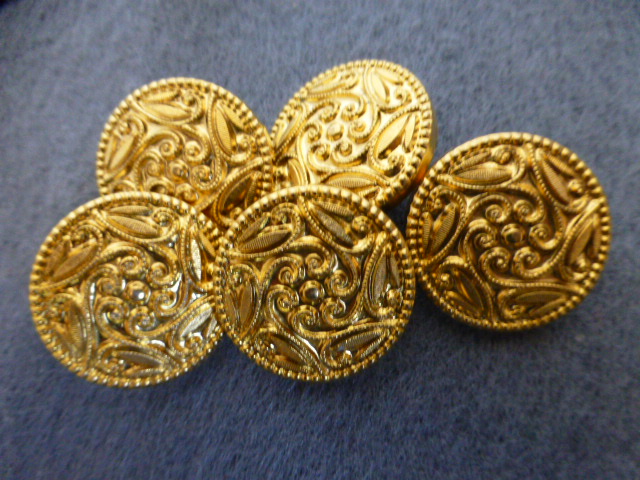 Set of 5 Decorated Gold buttons