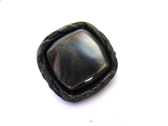 Dark Grey Mother-of Pearl Metal Frame button