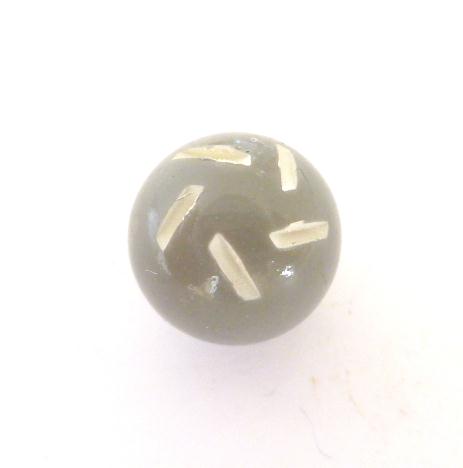 Cut Small Grey Bobble button (no.00335)